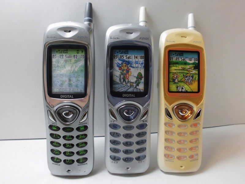 NTTドコモ F210i モックアップ 3色セット - モックセンター