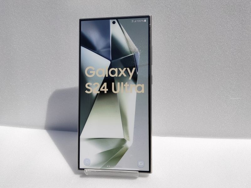 au SCG26 Galaxy S24 Ultra モックアップ