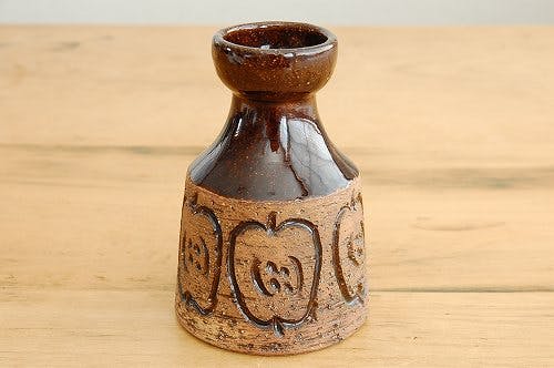 スウェーデン/LAHOLM/陶器の花瓶（りんご柄） - 北欧、暮らしの道具店
