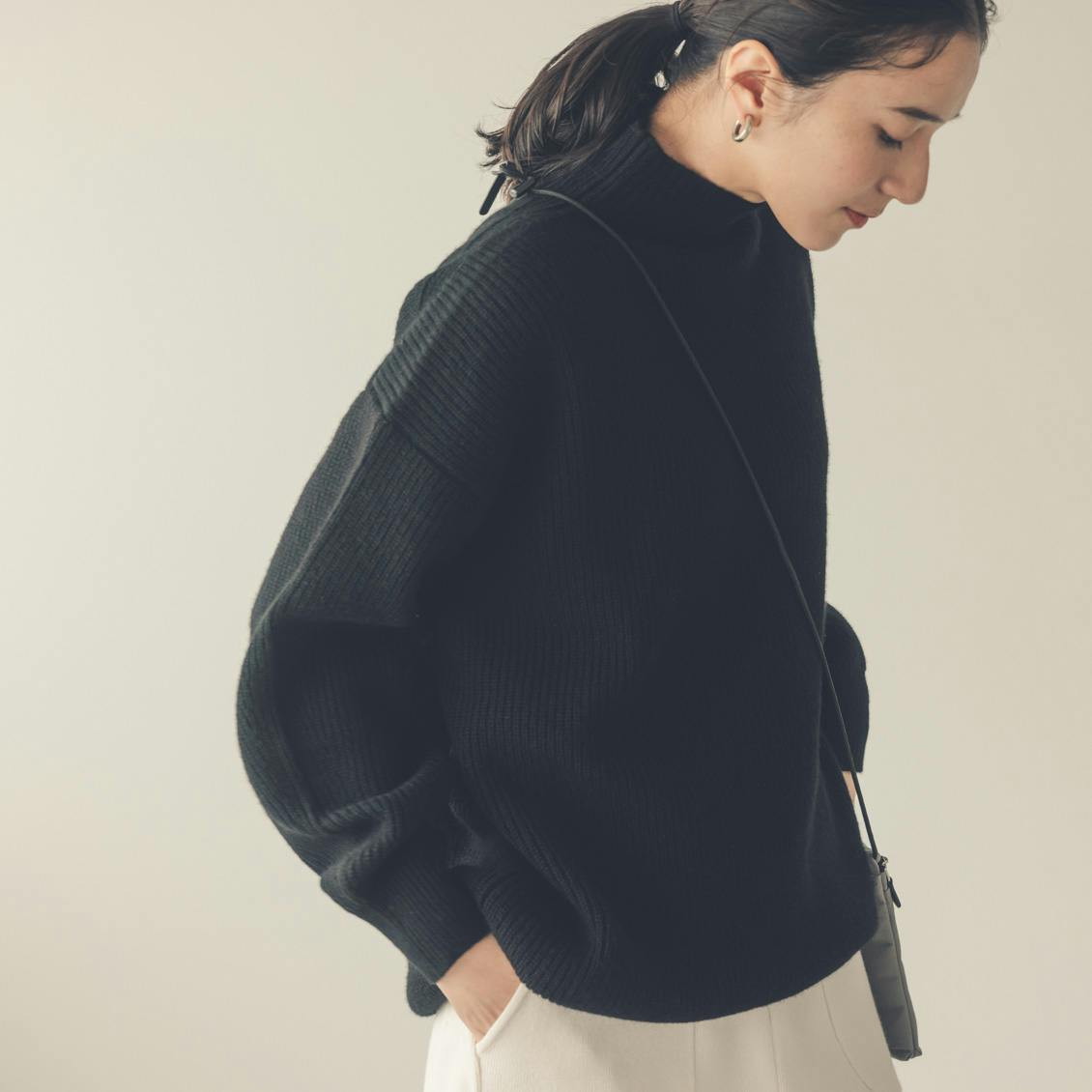 冬コーデに迷わない」あったかウールのミドル丈ニット - 北欧、暮らし