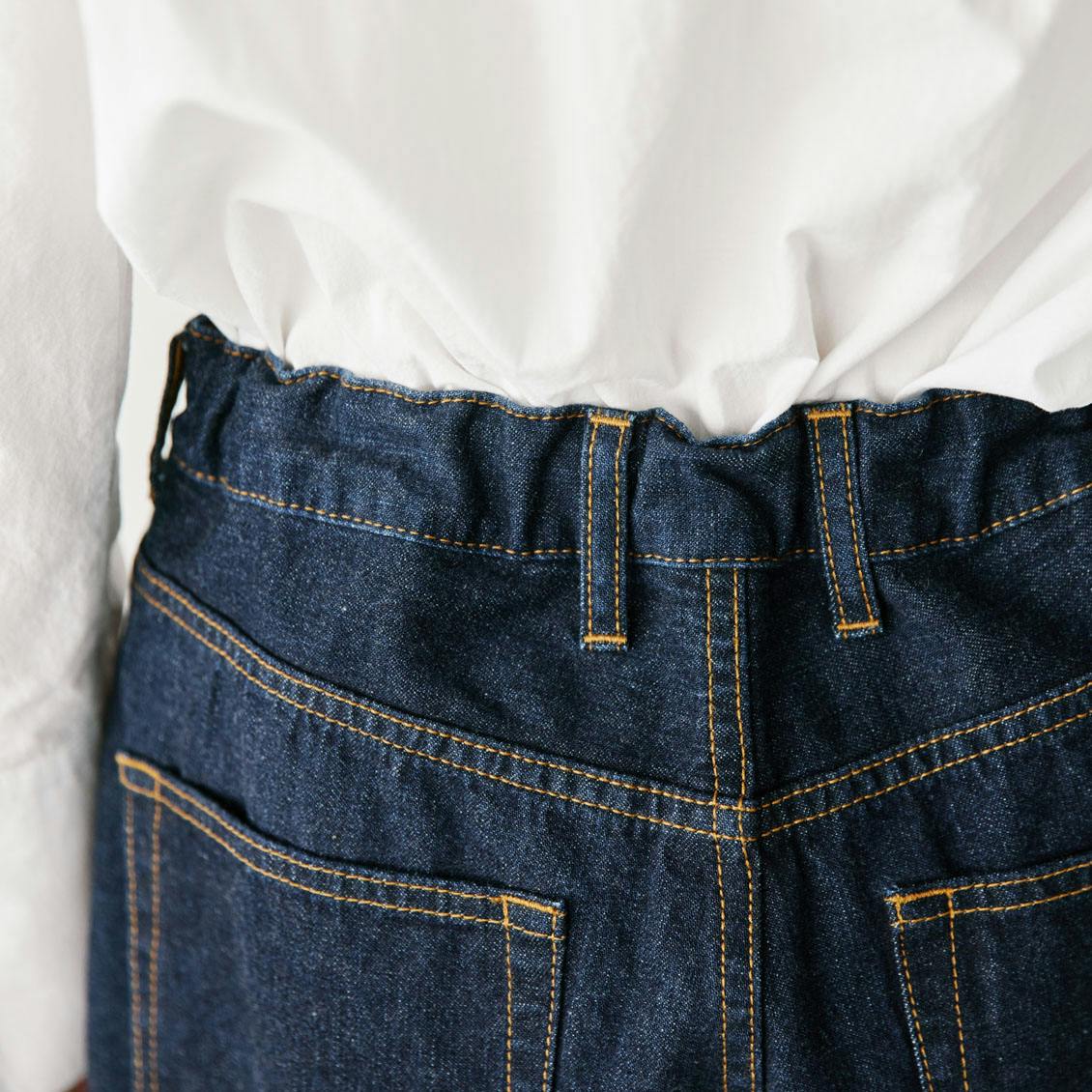 カジュアルすぎない大人顔」新定番のテーパードデニム（Sサイズ / M