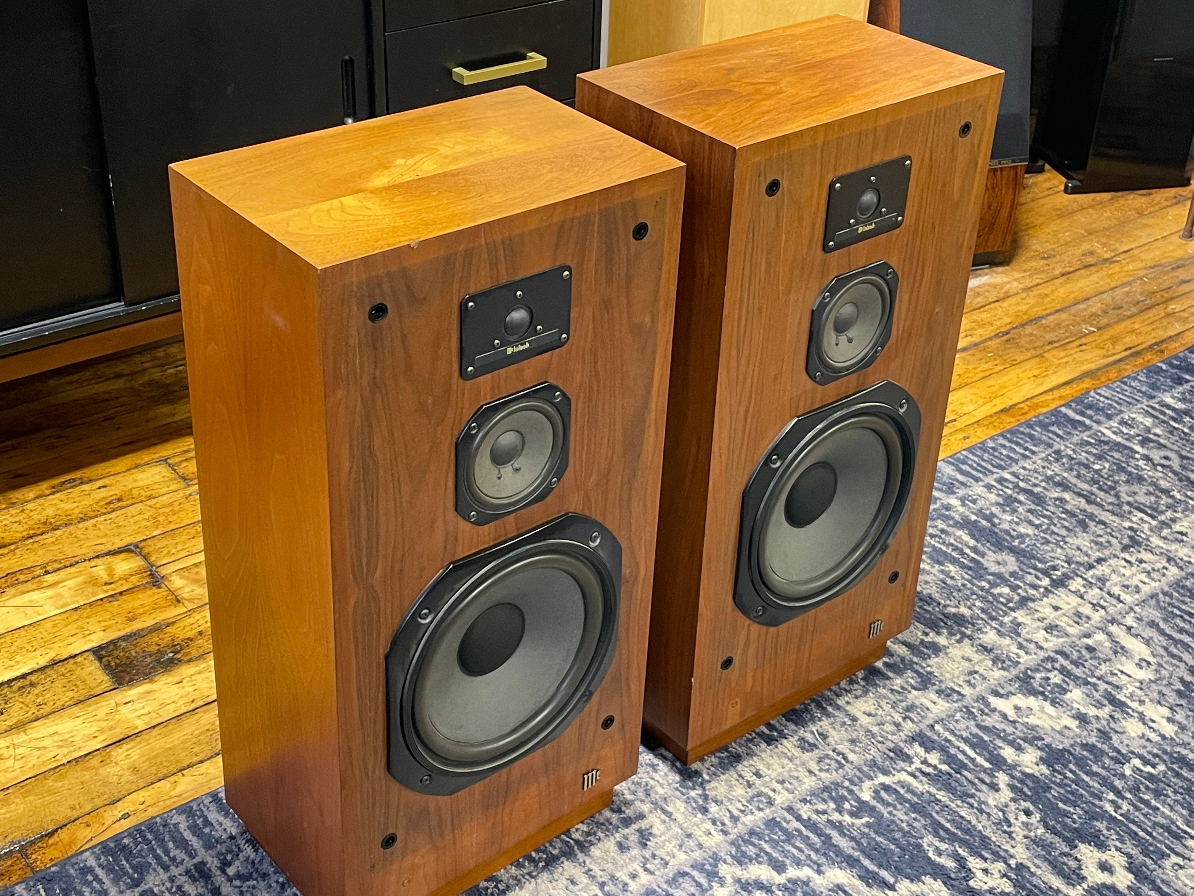 McIntosh XD715 Unmistakably Mac! – Holt Hill Audio