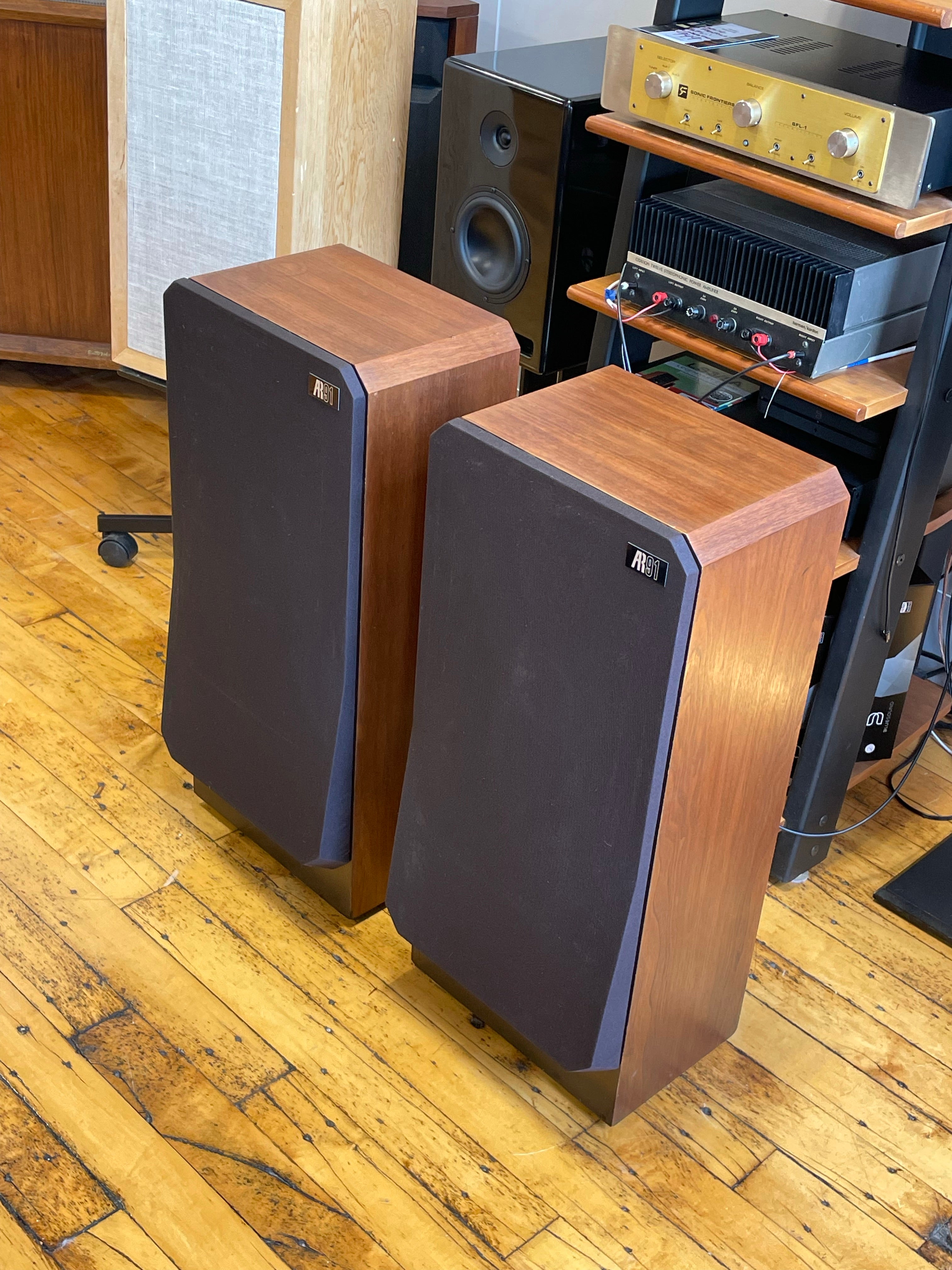 Acoustic Research AR91 Floor Standing Speakers - SOLD – Holt Hill
