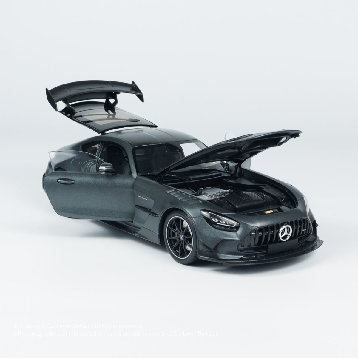 MINICHAMPS 1:18 MERCEDES-AMG GT BLACK SERIES 2021 Matt Grey