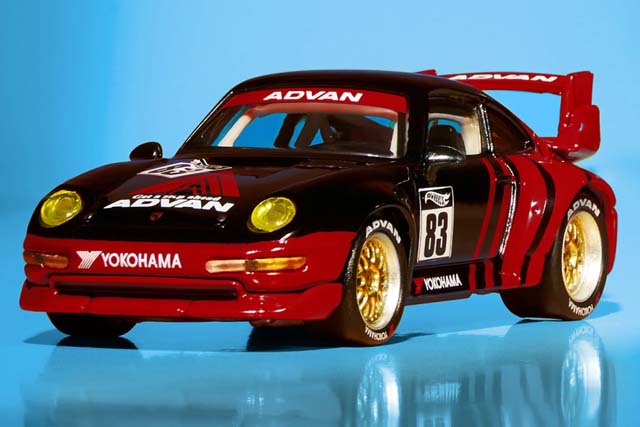 ELITE64シリーズのPORSCHE 911 GT2 EVO 993 発売！【Mattel Creations