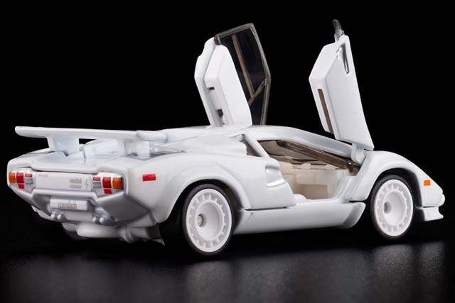 RLC限定の1982 LAMBORGHINI COUNTACH LP 500 S 2025年Holiday版がHWCで