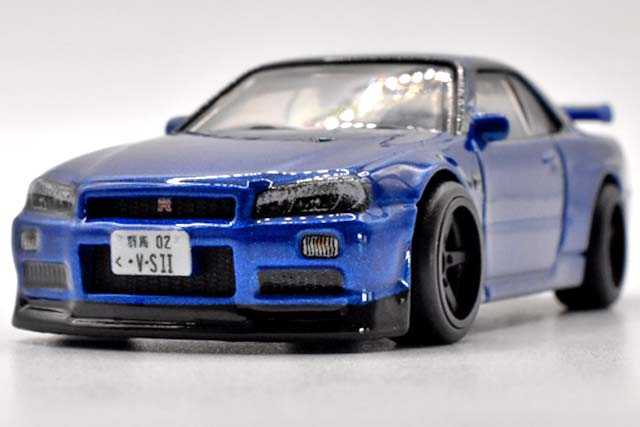 NISSAN SKYLINE GT-R V-SPEC II (BNR34)のレビュー！レーシーで