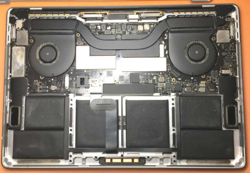 MacbookPro2017 分解 バッテリー取外し A1707 MODEL2017 15インチ