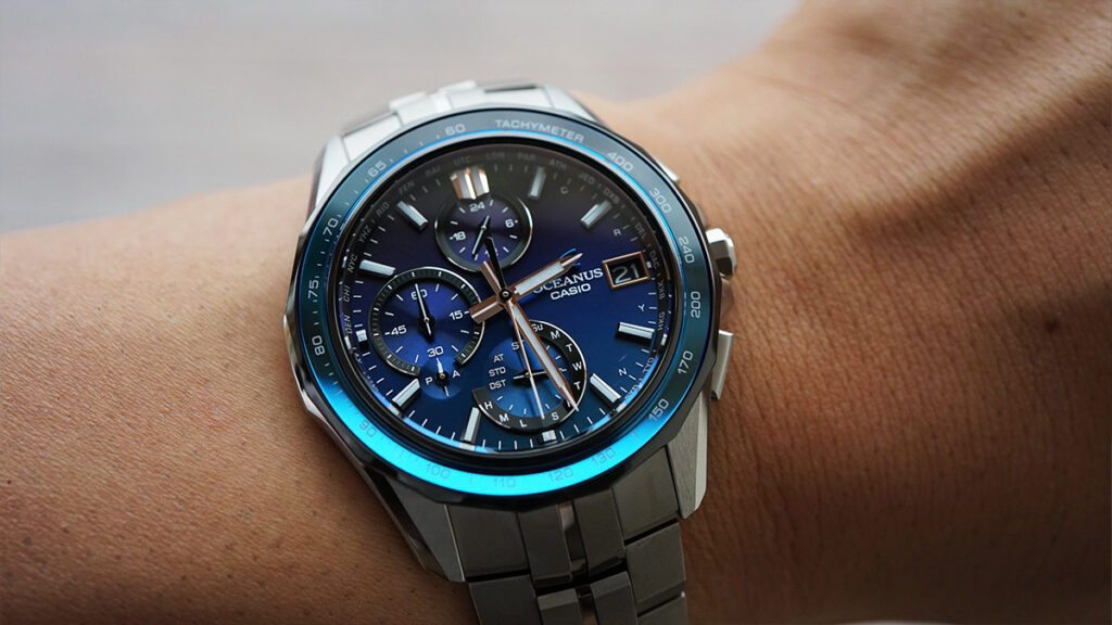 オシアナスの新星『OCW-S7000A-2AJF』青の魅力と最新技術が融合した