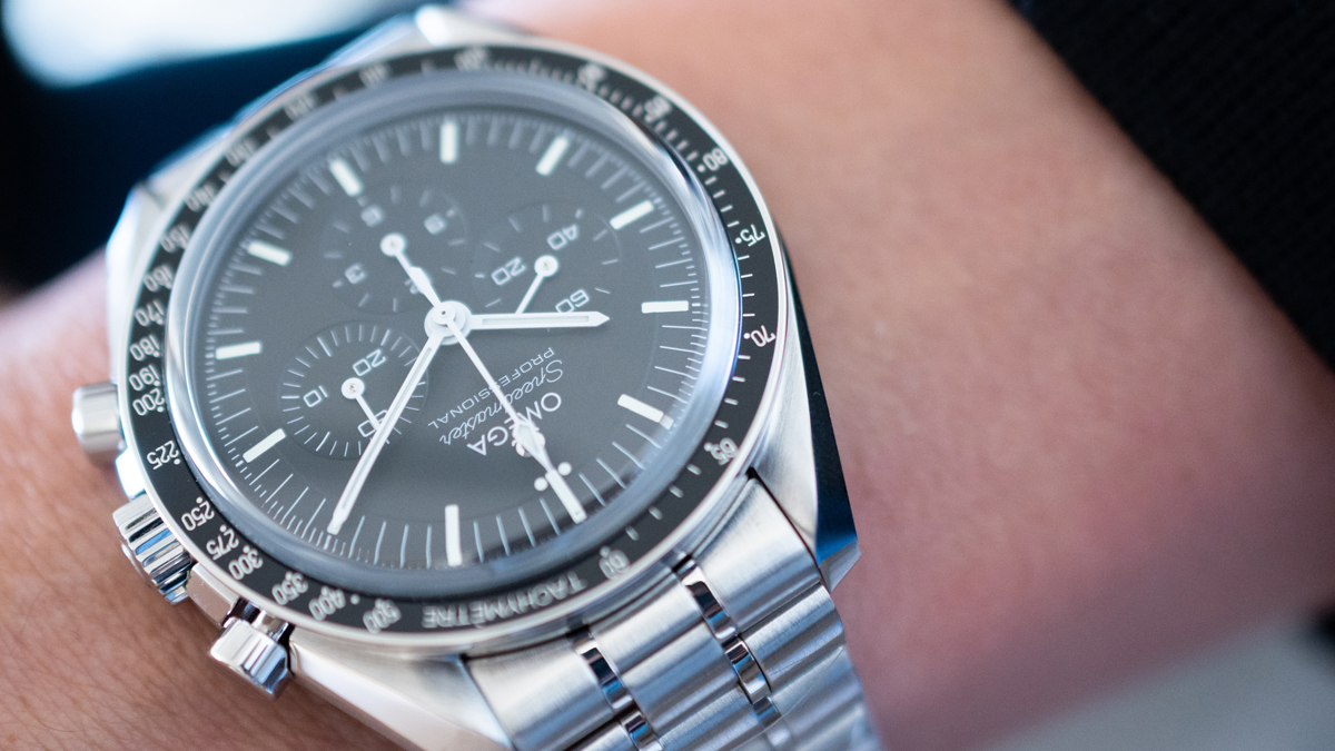 オメガの40mm以上のメンズモデル3選。サイズごとの印象は？ - 高級時計