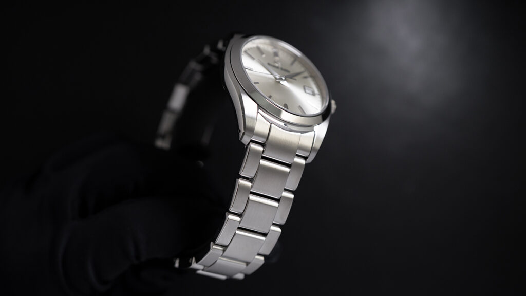 男女問わず着用できる万能な腕時計｜グランドセイコー『SBGX263』の