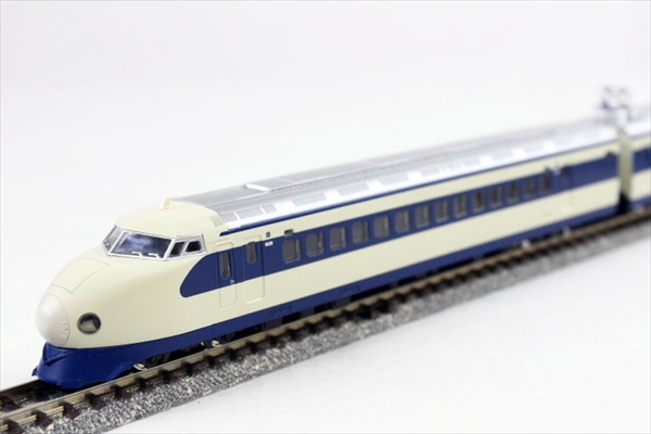 KATO 10-453 0系2000番台新幹線 基本8両セット | 鉄道模型 通販 ホビー