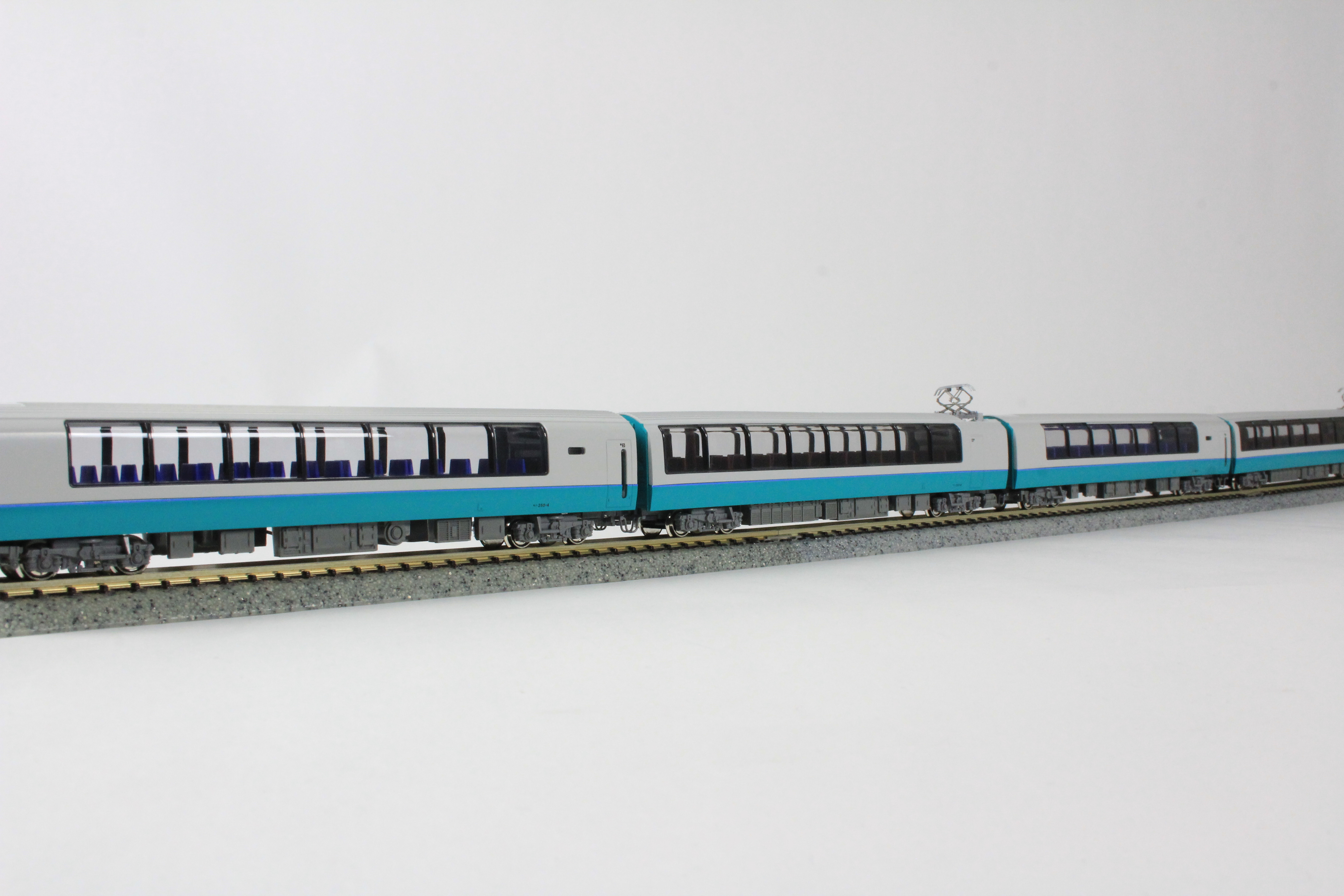 KATO 10-1412 251系「スーパービュー踊り子」新塗装 4両増結セット