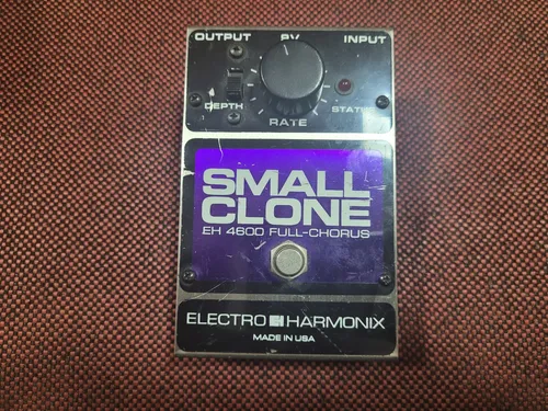 Pedal Electro Harmonix Chorus Small Clone Ex4600 Púrpura