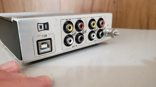 Audio 4 Dj Placa Interface Traktor Native Instruments Prateado 127