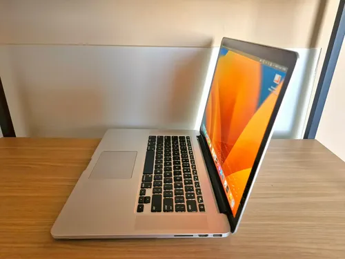 Macbook Pro 2013 - 15 Inch - Core I7 Quad - 16gb Ram - Ssd