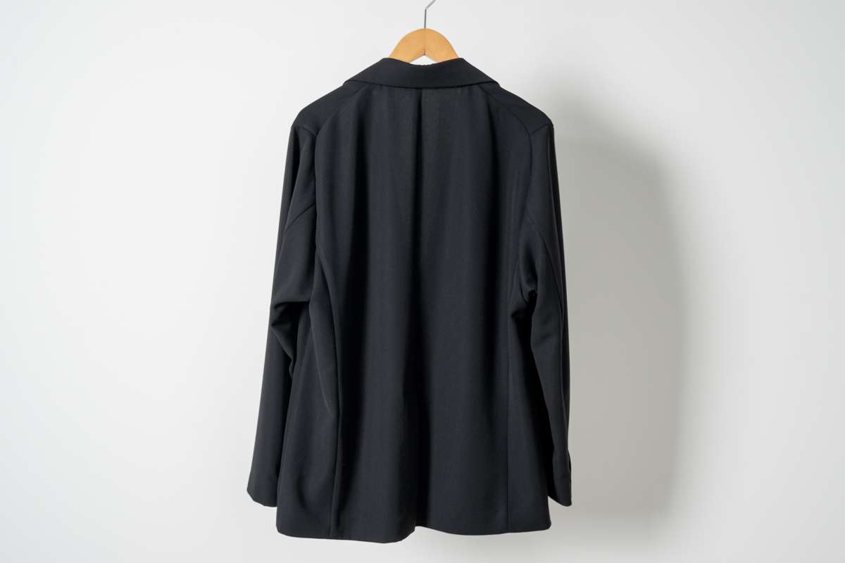 イレニサのリラックス テーラード ジャケット | HUES 福岡セレクトショップ