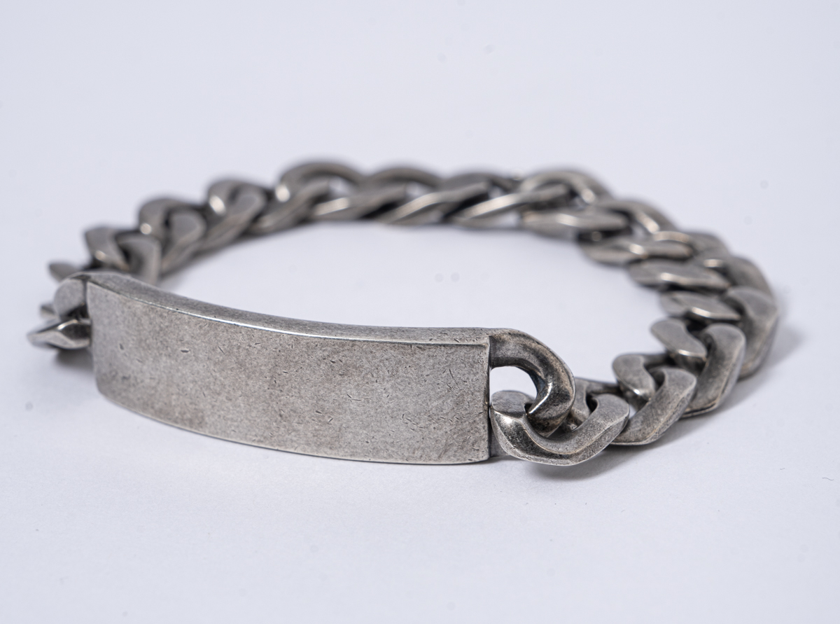 メゾンマルジェラのアノニマスIDブレスレット | HUES 福岡セレクトショップ