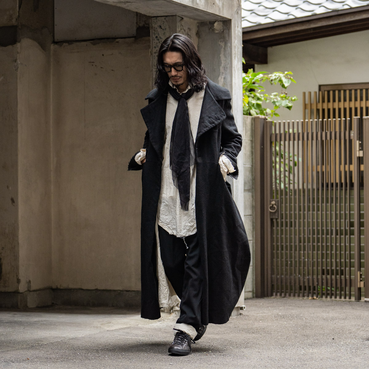 エレナ ドーソン アベルコート到着 | HUES 福岡セレクトショップ