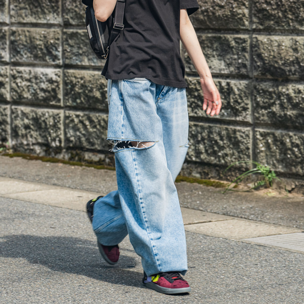 メゾンマルジェラの5ポケット カットアウト デニムパンツ | HUES 福岡