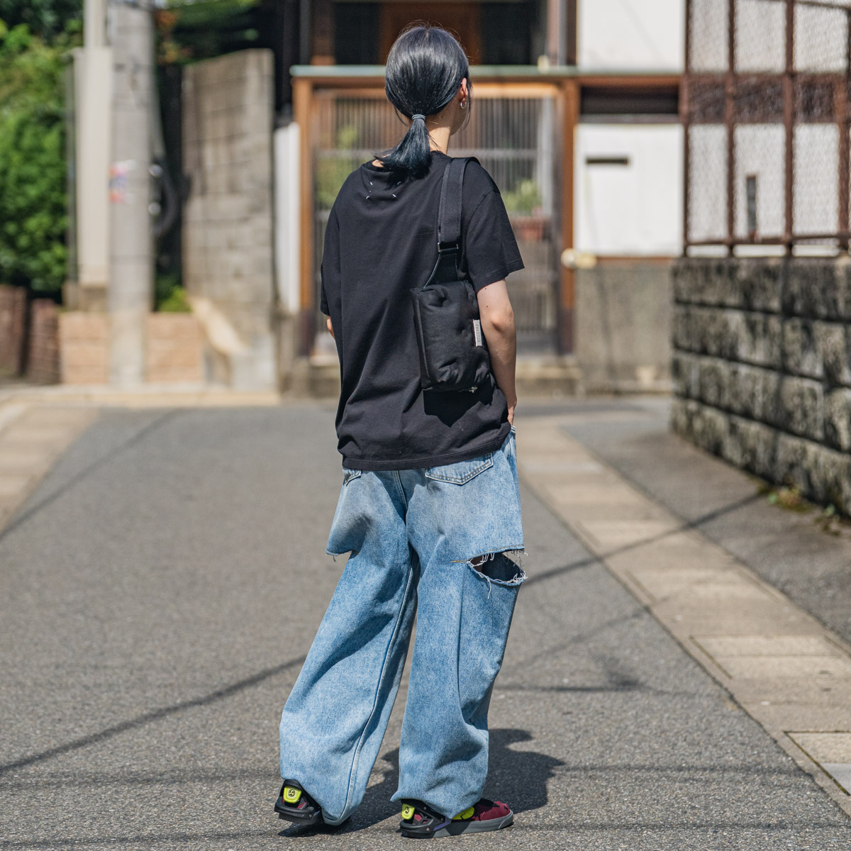 メゾンマルジェラの5ポケット カットアウト デニムパンツ | HUES 福岡