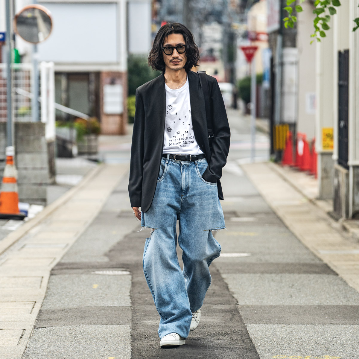 メゾンマルジェラの5ポケット カットアウト デニムパンツ | HUES 福岡