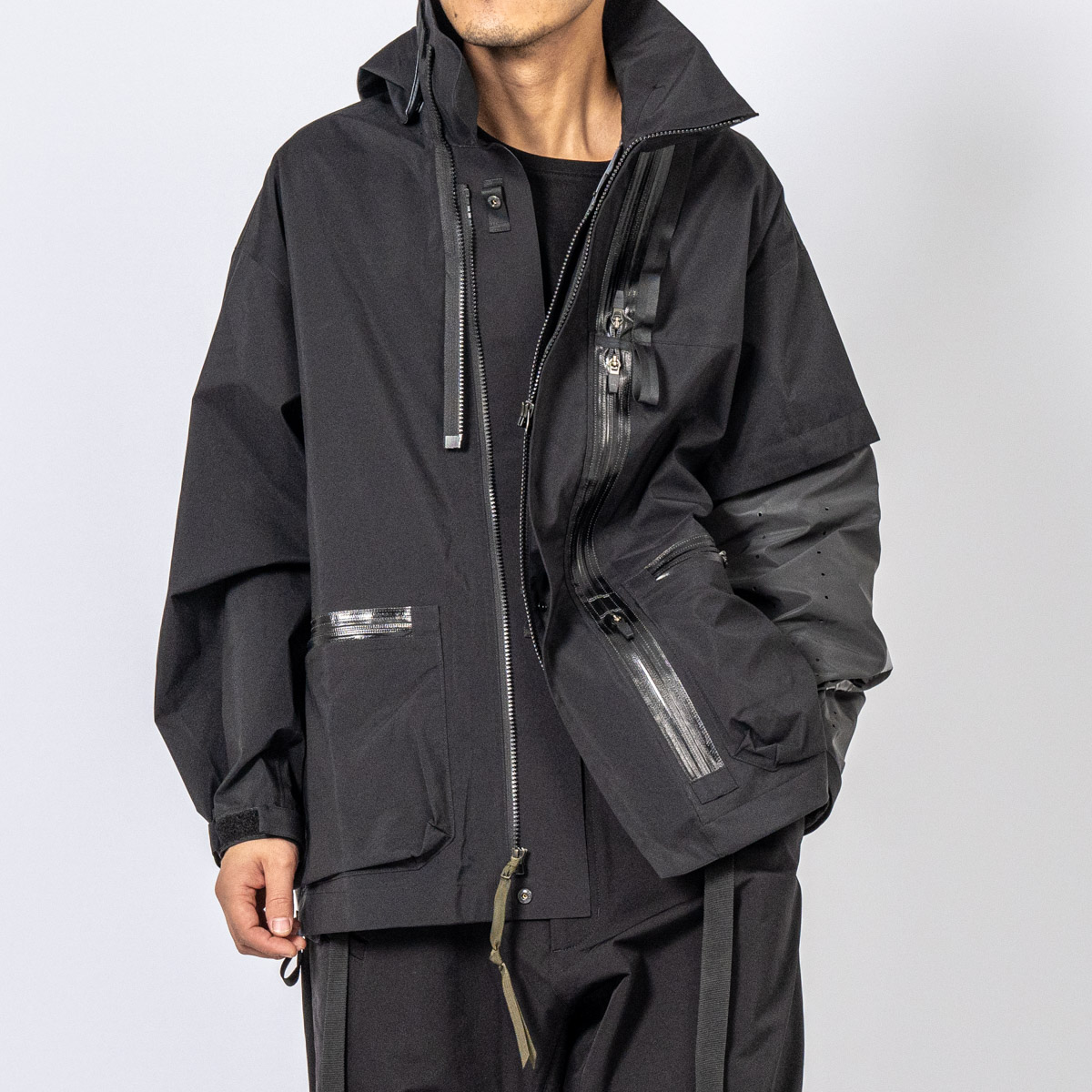 ACRONYM 23AW 3L Gore-Tex Pro Interops Jacket (J115-GT) | HUES 福岡