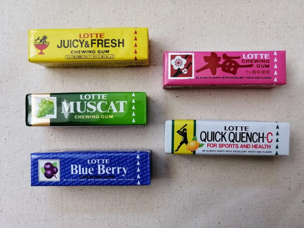 ダイソー】「ロッテ復刻ガム」が懐かしすぎる！昭和レトロなデザインが