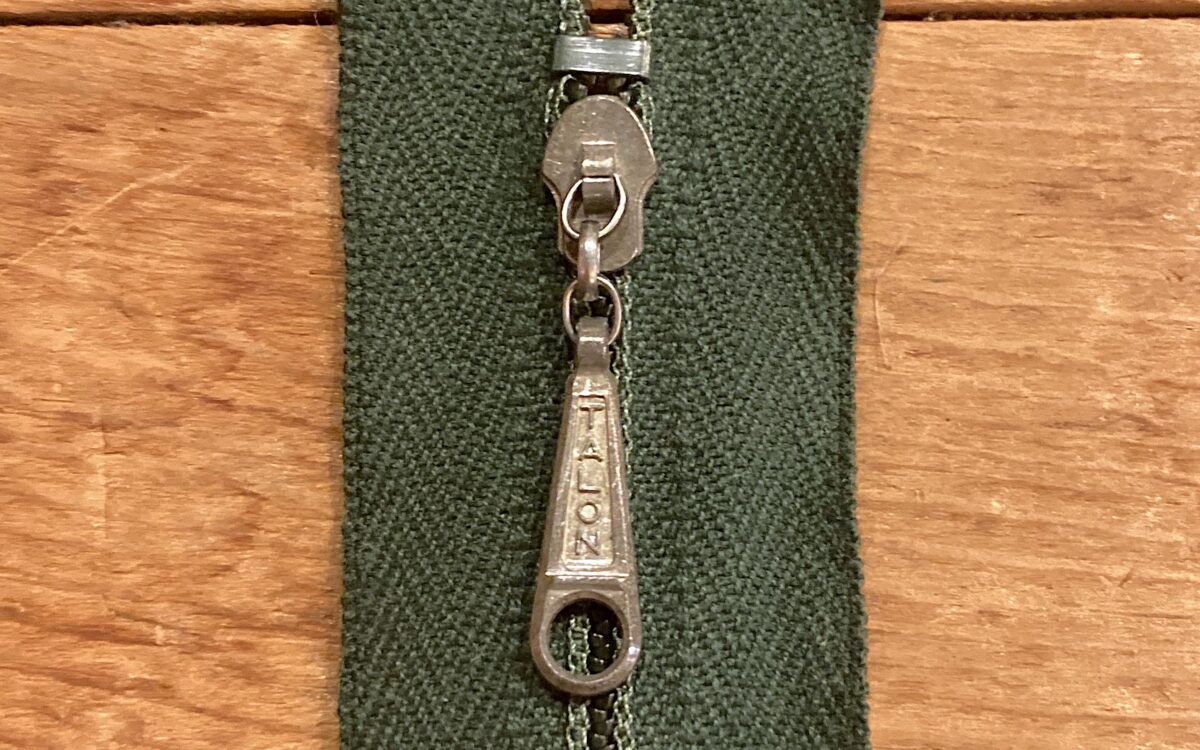 TALON(タロン)ジッパーの年代判別方法【古着屋店員が解説】