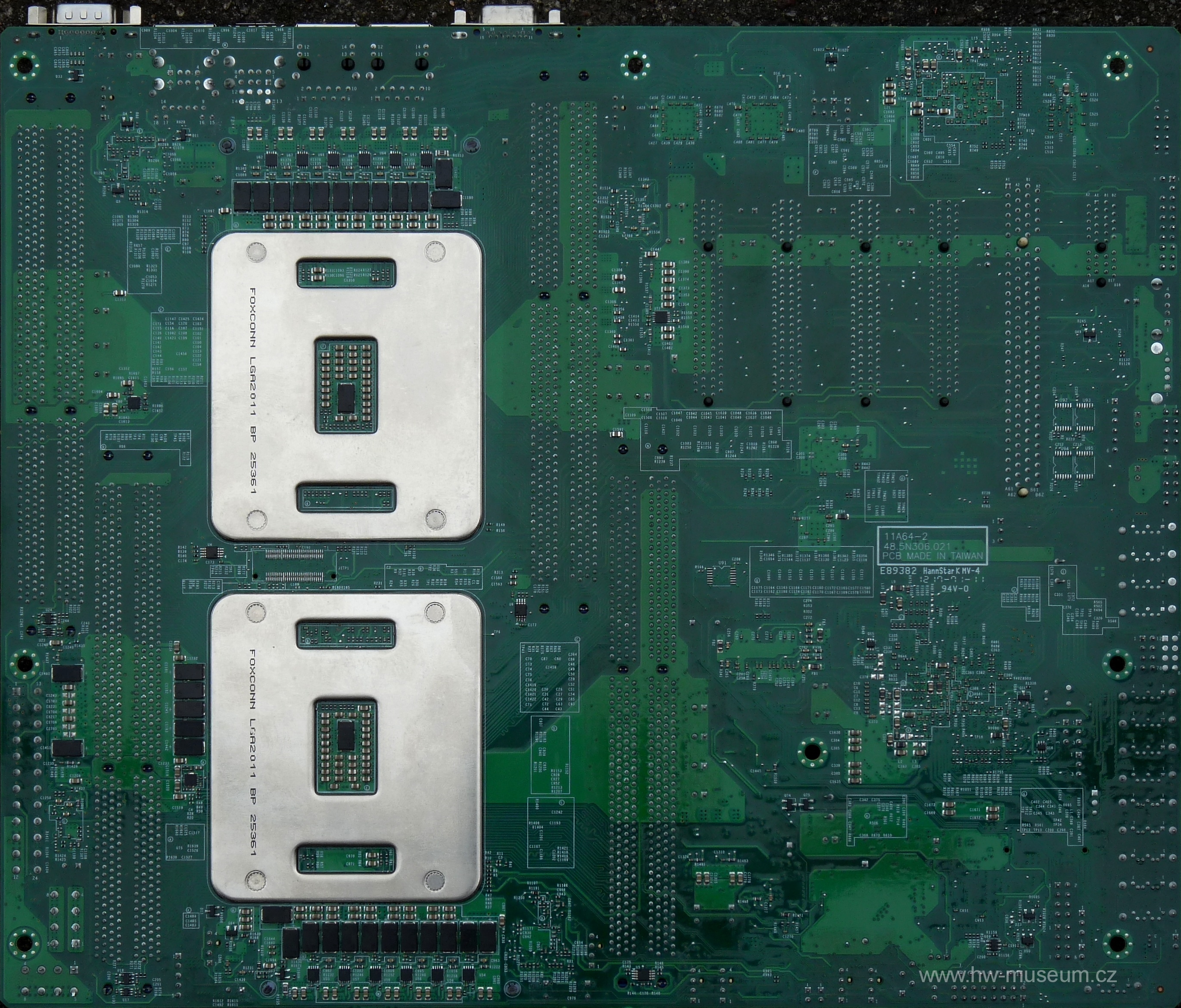 Supermicro X9DRL-iF - Hardware museum