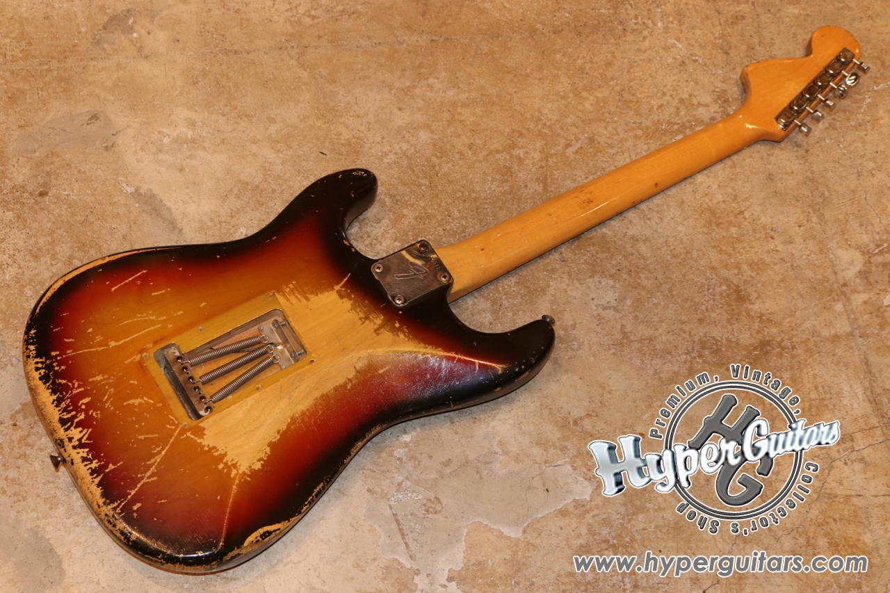 Fender '70 Stratocaster - サンバースト / ハリメイプル - ハイパー