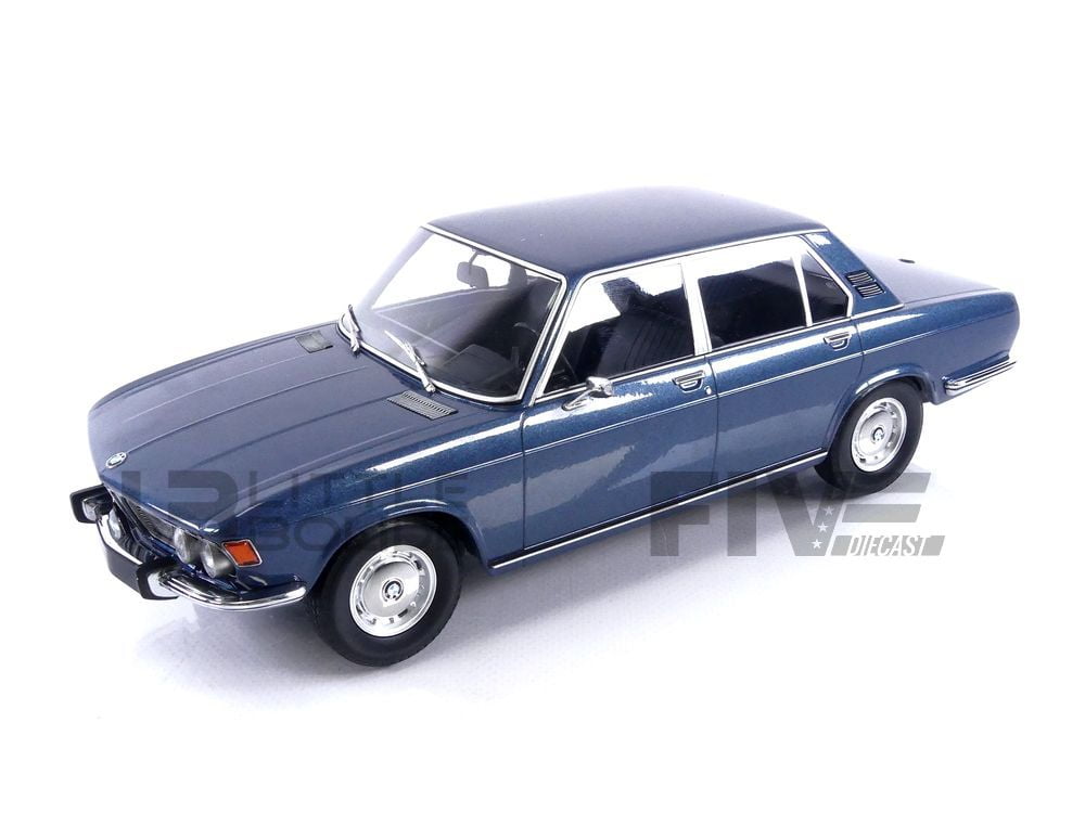 Kyosho BMW X1 Silver 1:18 Die-Cast Model - Walmart.com