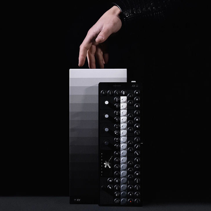 話題の新世代シンセサイザー teenage enginnering OP-XYが待望の再入荷