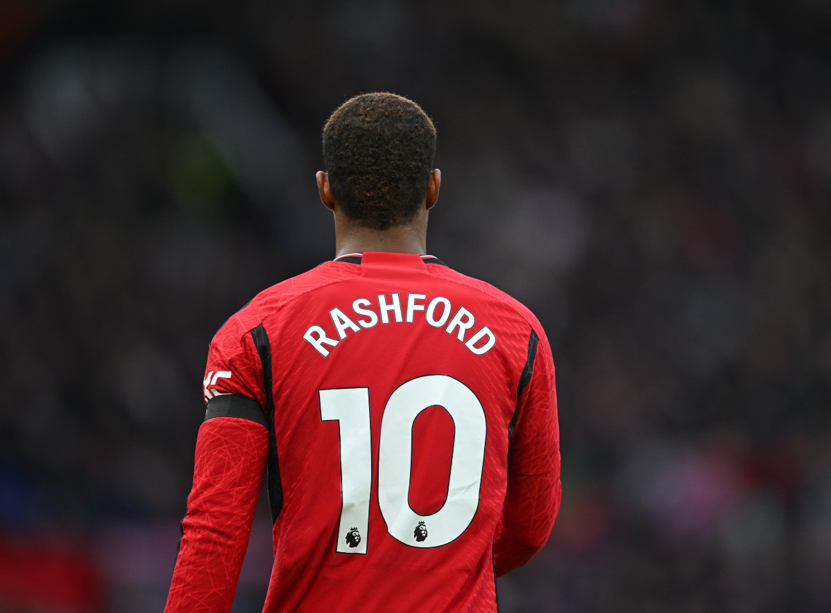 Marcus Rashford 'happy' at Manchester United despite PSG links