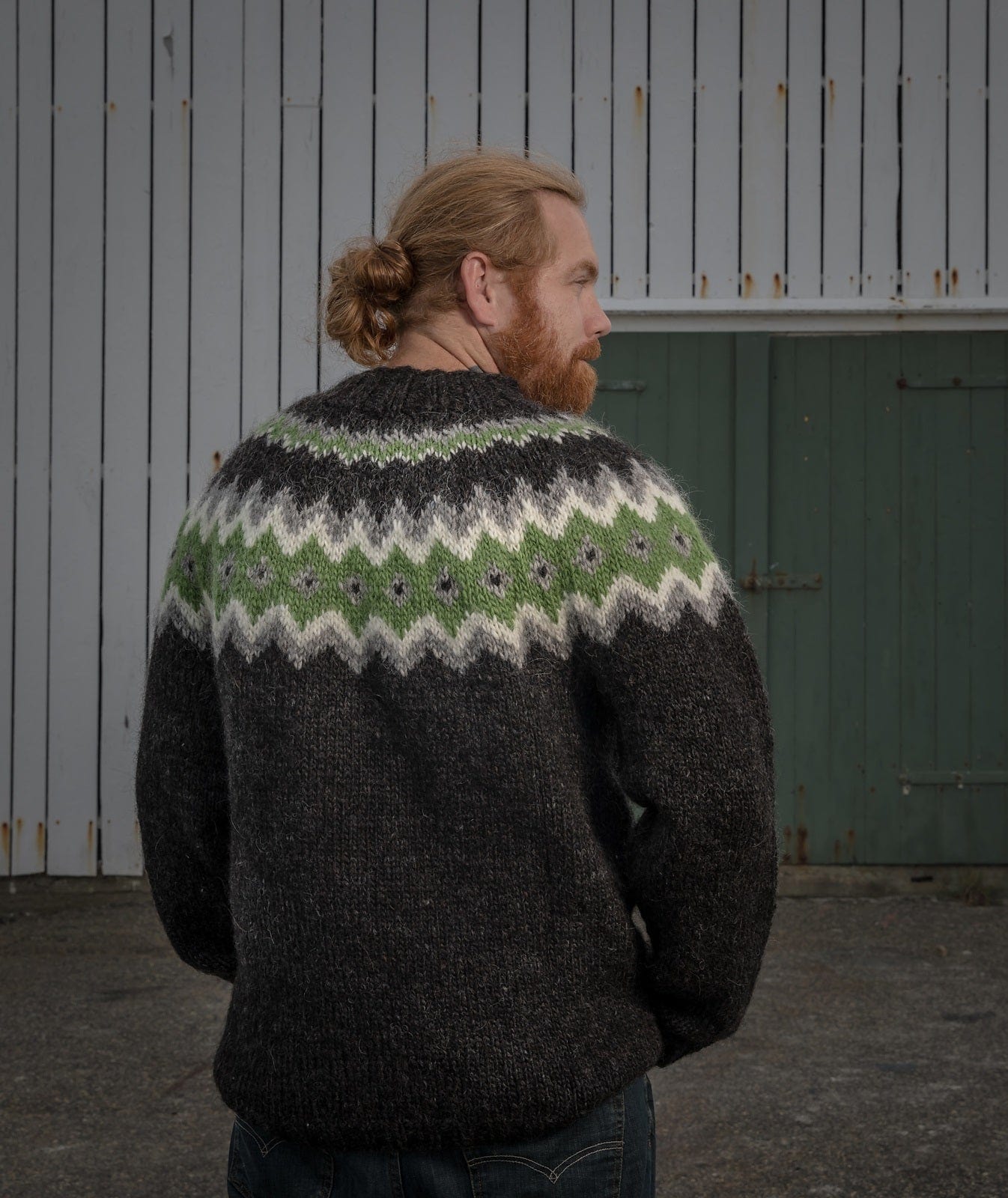 Vegi Mens Knitted Alafosslopi Wool Sweater Knitting Kit | Tove Richter