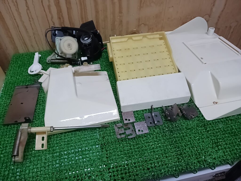 修理実績】ホシザキ製氷機IM-35TLの基板不良を解決｜壊れた製氷機も