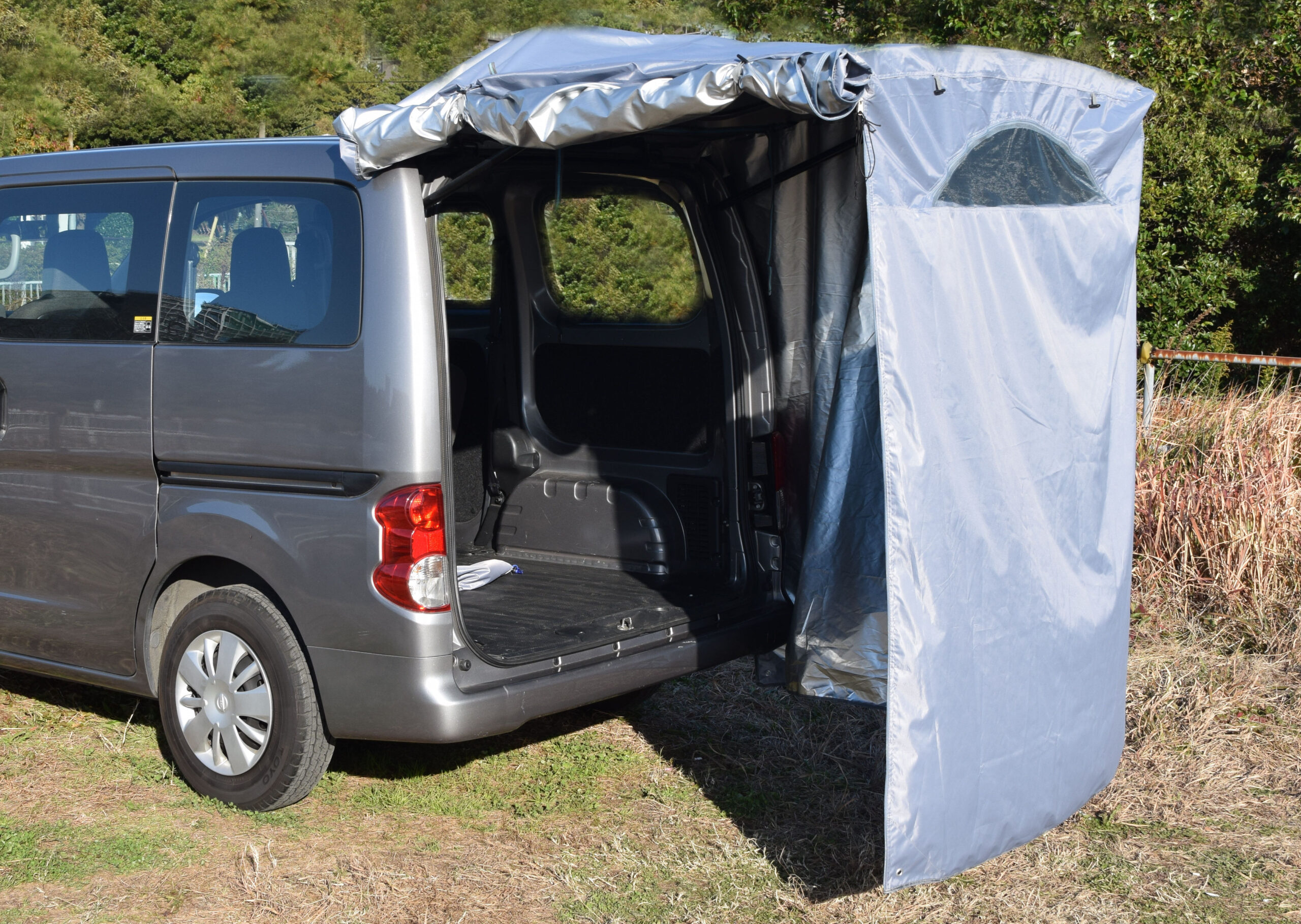 新品未開封】iBeamed リアゲートタープと車体吸着パット4個セット