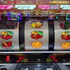 ニューキングハナハナV‐30 パチスロ新台 スロット 機械割 天井 初打ち