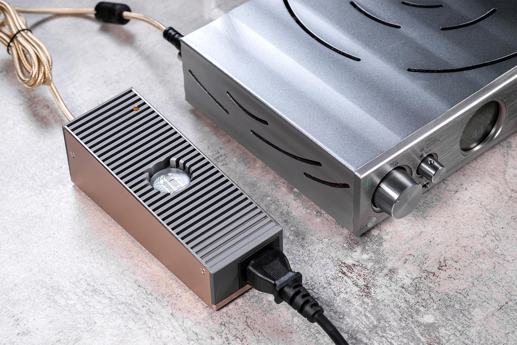 iPower Elite 5V/12V/15V/24V | iFi audio 日本語ブランドサイト