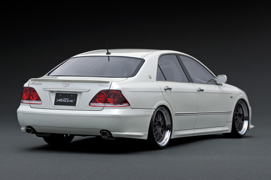 IG1492 1/18 Toyota Crown (GRS180) 3.5 Athlete Pearl White | LINE