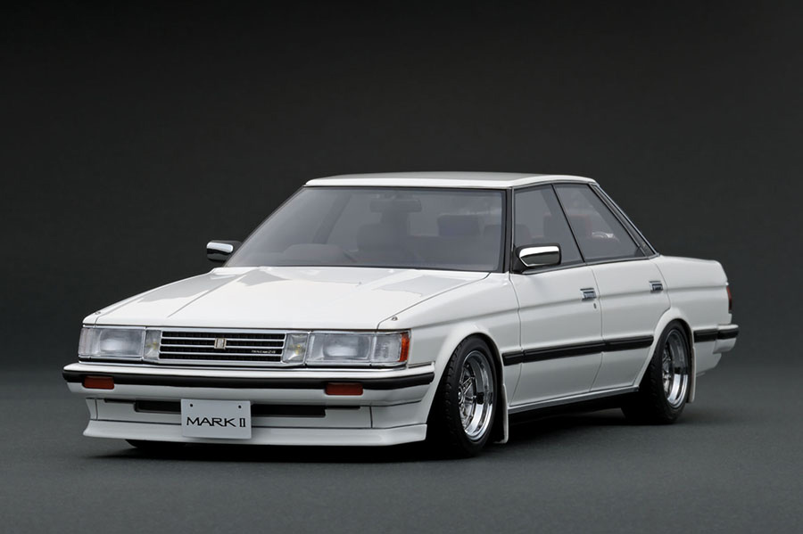 IG1147 1/18 Toyota MarkII Grande (GX71) White | LINE UP | [公式
