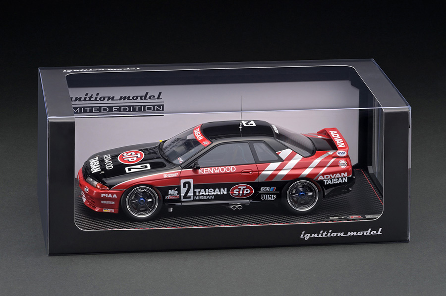 IG2423 1/18 STP TAISAN GT-R (#2) 1992 JTC With Engine | LINE UP