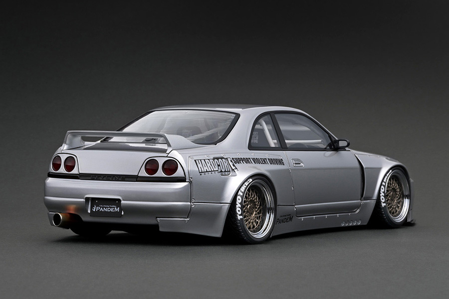 IG3031 1/18 PANDEM GT-R(BCNR33) Silver With Engine | LINE UP