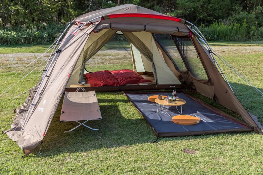 スノーピークの巨大シェルター「グランベルク」の発売日と価格等まとめ