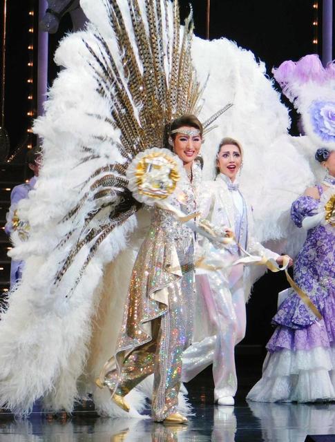 宝塚月組・珠城りょう、役にやりがい「男役みょうりに尽きます」/芸能