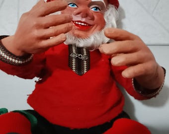 ビンテージのクリスマス サンタ人形。ノルウェー製のノーム。1960 年代