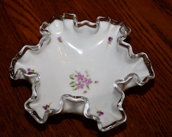 ヴィンテージ フェントン ブルー オパールセント ホブネイル フリル