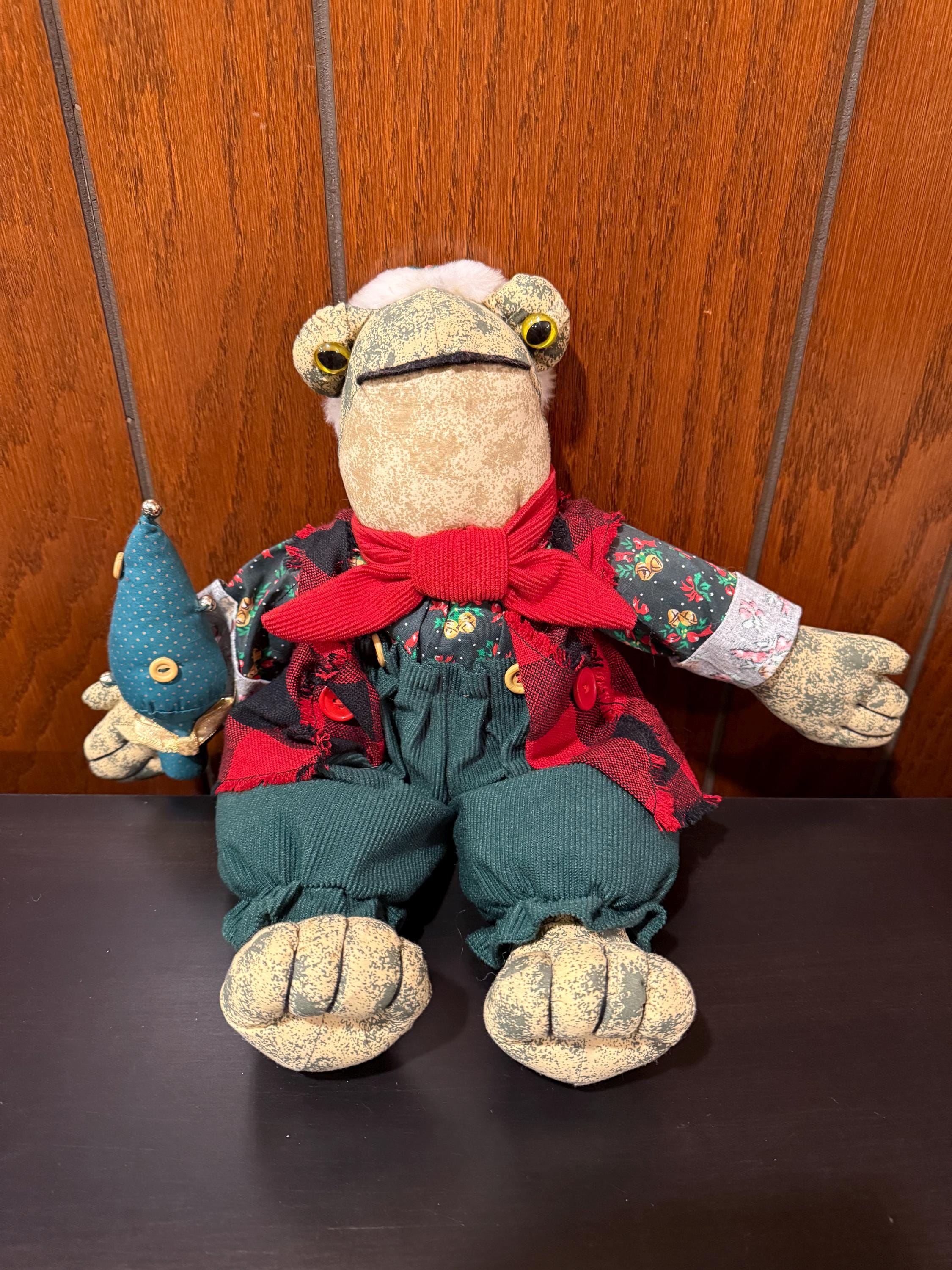 Vintage 1996 Avon Christmas Croaking Singing Jingle Bells Frog