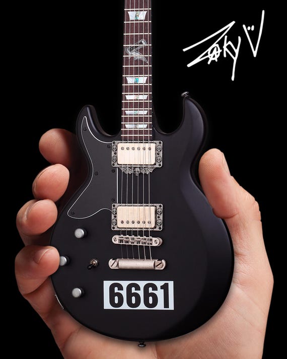 AXE HEAVEN製 Zacky Vengeance 6661 サテンブラック Schecter ミニ