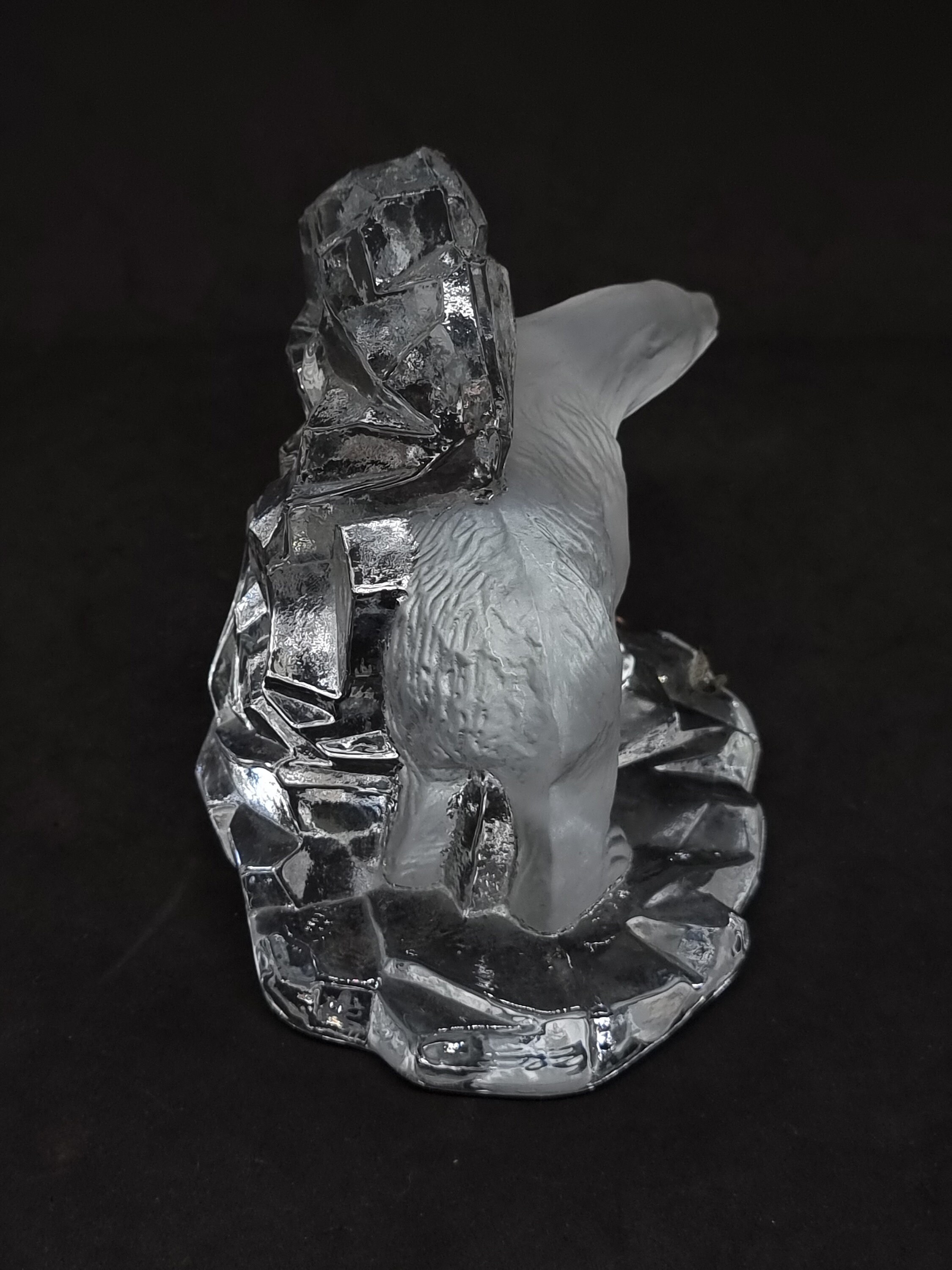 ヴィンテージ「Sea Glasbruk Kosta」シロクマのガラス置物